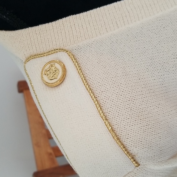 ST. JOHN Vintage 90s Naval Cardigan with Brooch Ecru Gold Medium NWT - Picture 2 of 12
